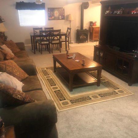 Beautiful Secluded 2 Bedrooms 1 Bathroom Apartment South Weber Kültér fotó